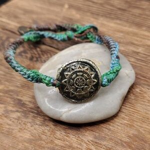 B3123 flaming‎ moon braided bracelet